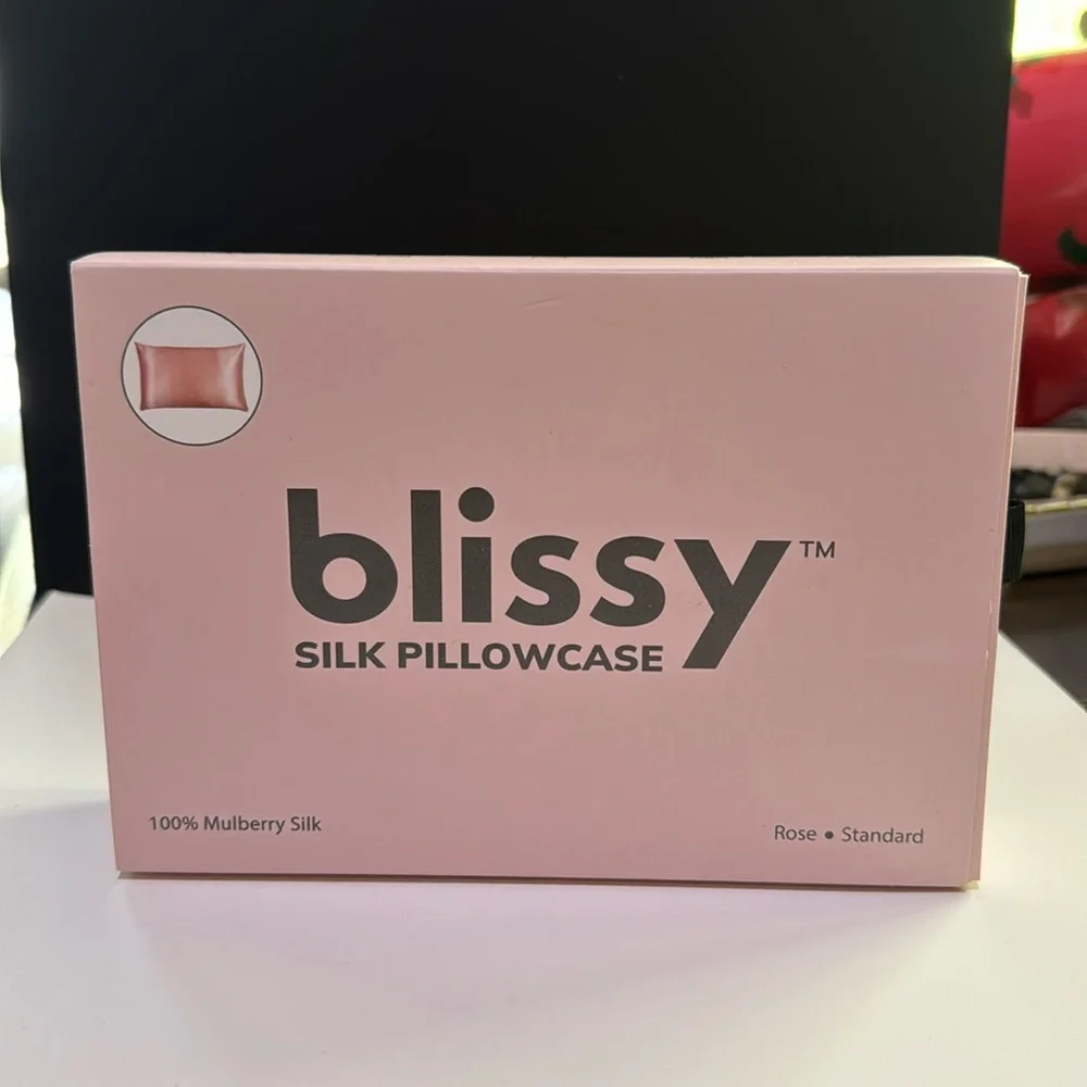BLISSY SILK PILLOWCASE STANDARD SIZE (20”x26”) in ROSE PINK NEW IN SLIPCASE! - Picture 2 of 12